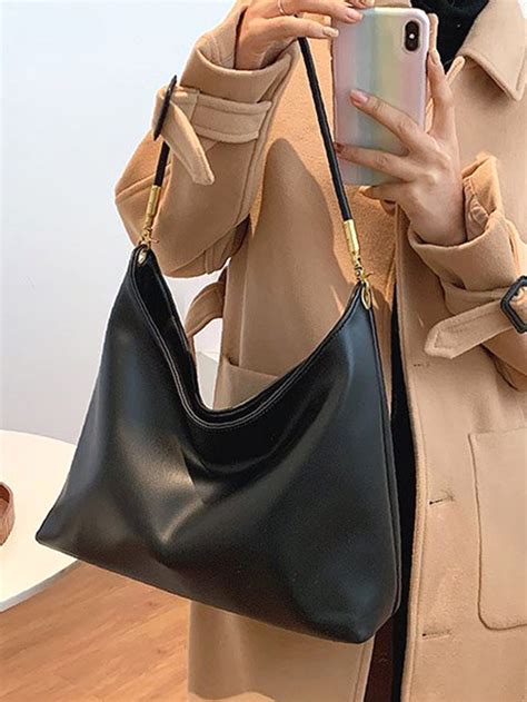 minimalist shoulder bag